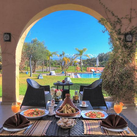 Villa Marco Au Jardin Des Senteurs El Ain Buitenkant foto