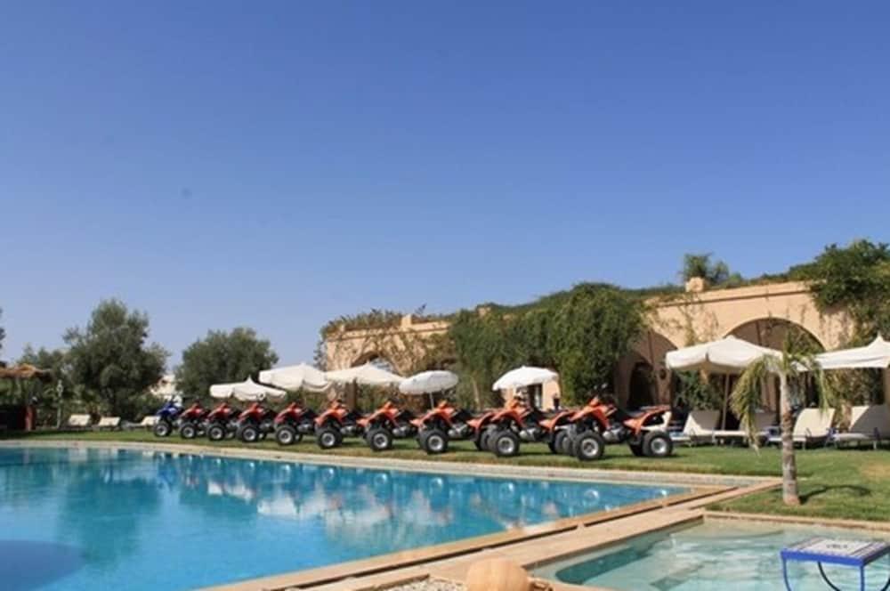 Villa Marco Au Jardin Des Senteurs El Ain Buitenkant foto