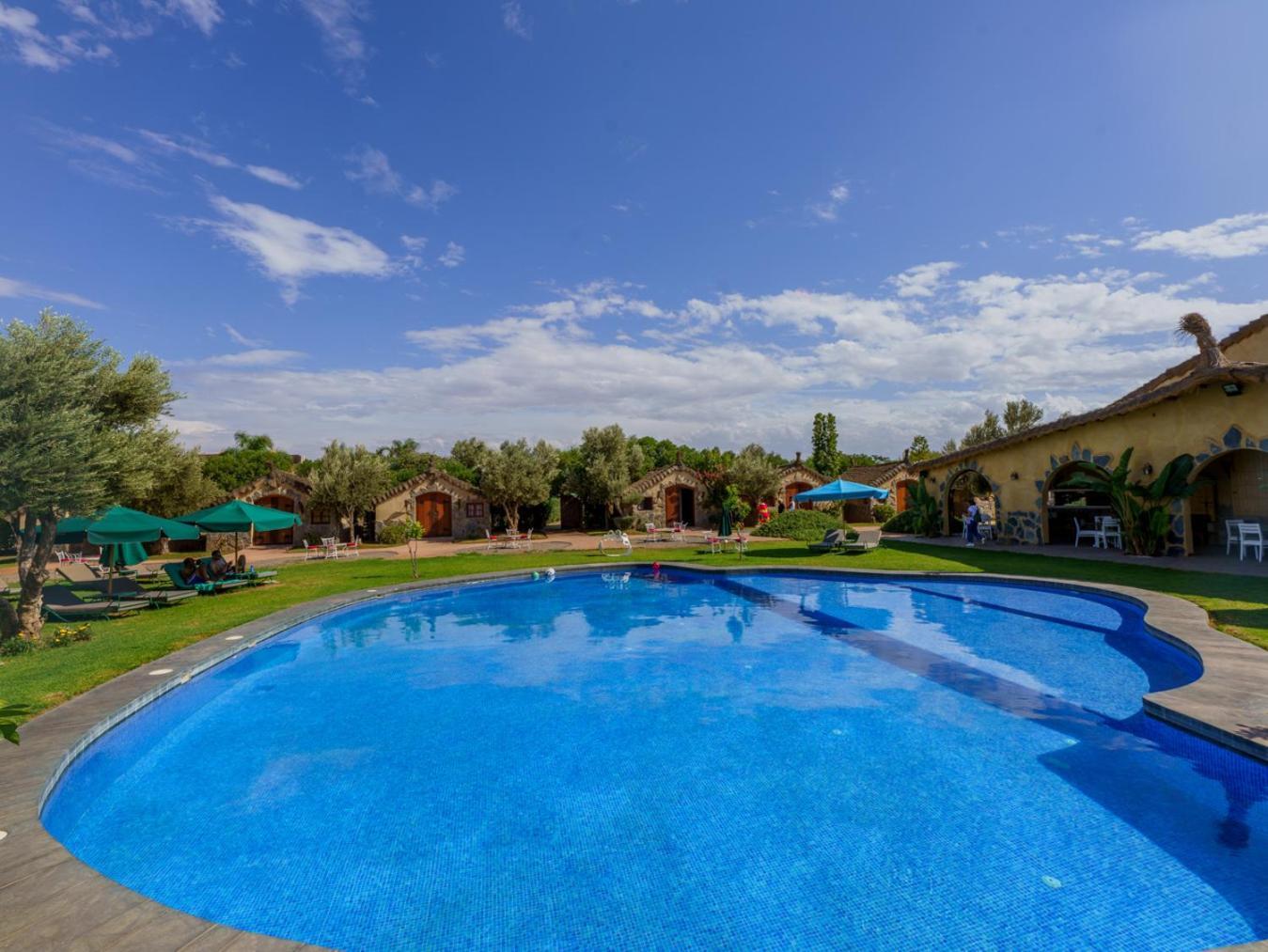 Villa Marco Au Jardin Des Senteurs El Ain Buitenkant foto