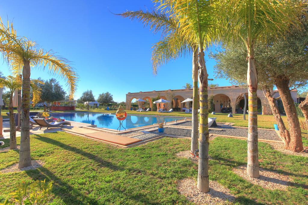 Villa Marco Au Jardin Des Senteurs El Ain Buitenkant foto